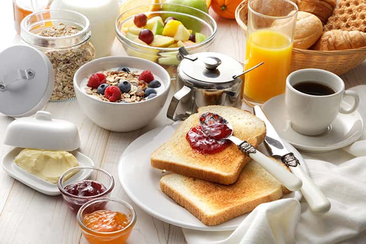 FREE daily fresh breakfast