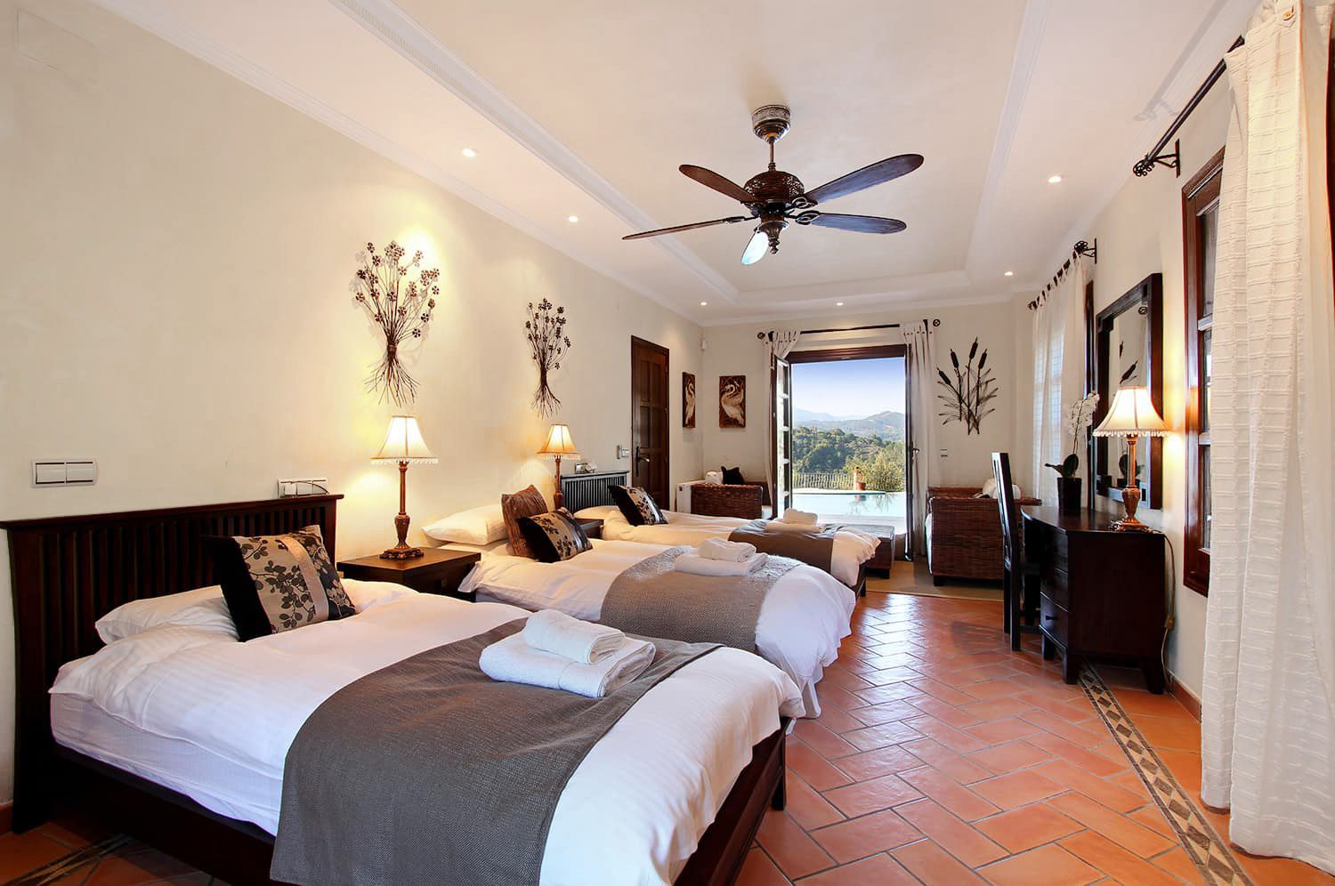 Kamar Tidur dan Kamar Mandi